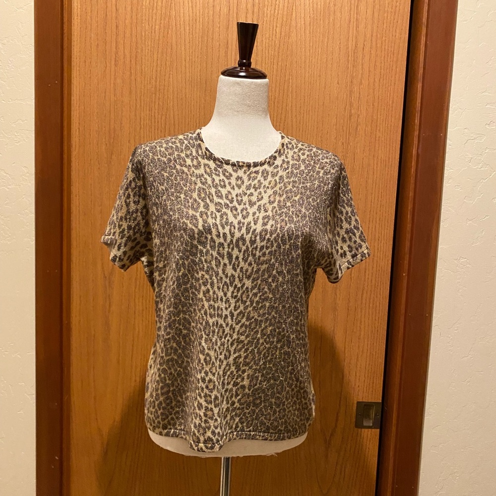 Leopard Short Sleeve Metallic Pullover Sweater Size Petite/XL Very Nice!!